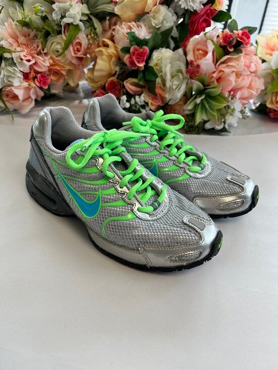 nike Other - Nike Air Max Torch 4 GS Sneakers Size 5.5Y Gray Green